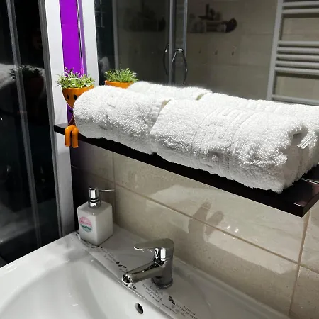 City Nest Maria By Short-Stay Baia Mare Extérieur photo