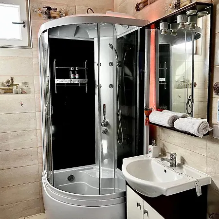 City Nest Maria By Short-Stay Baia Mare Extérieur photo
